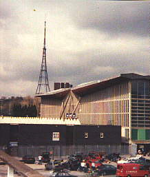 [Photo of transmitter]